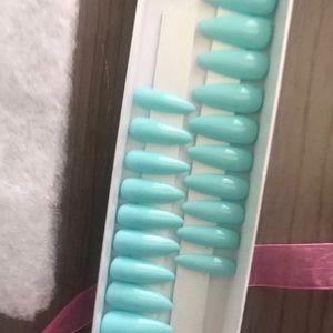 Mint blue press on stiletto nails